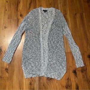 Banana Republic cardigan size M